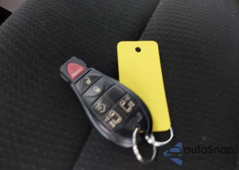 2012 Chrysler Town & Country Touring z USA, uszkodzony, nr VIN 2C4RC1BG5CR157418